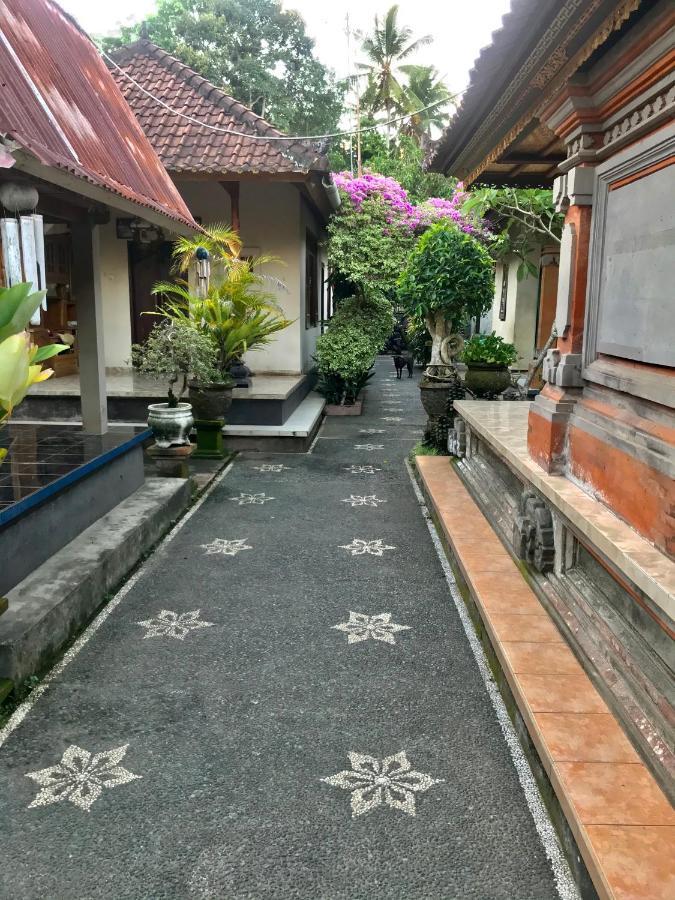 Tangkas Guest House อูบุด ภายนอก รูปภาพ