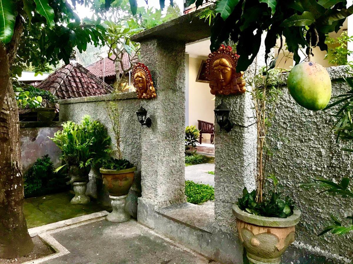 Tangkas Guest House อูบุด ภายนอก รูปภาพ