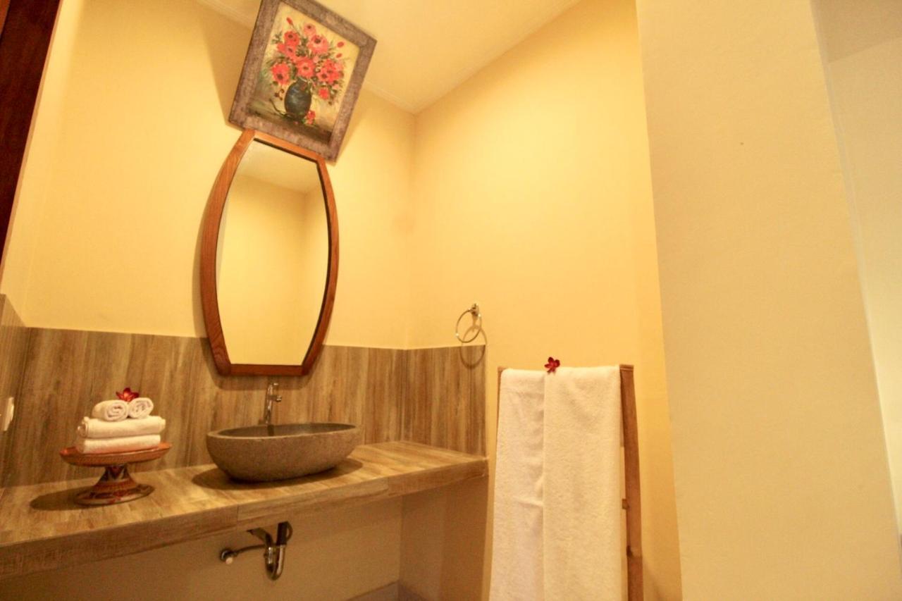 Tangkas Guest House อูบุด ภายนอก รูปภาพ